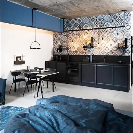 Noor - Blue Designer Loft - Noor Apartment *